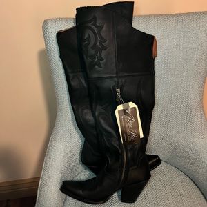DAN POST WOMEN'S BLACK JILTED KNEE BOOTS - SNIP TOE
